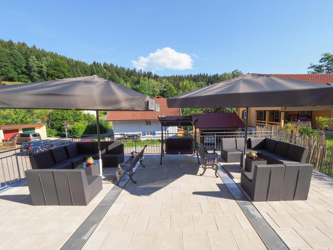 Landgasthof Zum Schwarzen Grat Isny im Allgau Exterior photo